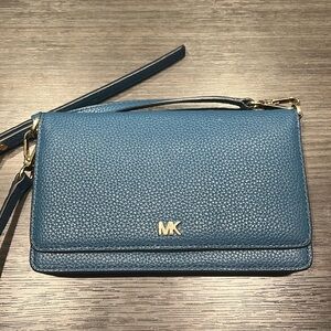 Michael Kors Crossbody Wallet with Phone Pocket